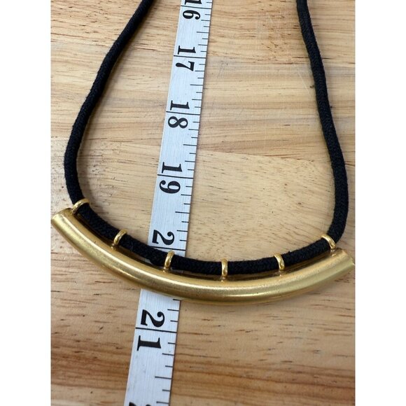 Madewell Black Cord Necklace With Gold-Tone Curved Bar Pendant Adjustable Length - Picture 4 of 6